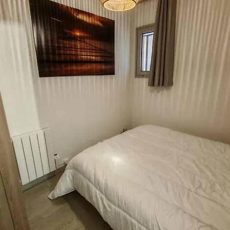 Moderne 2 Chambres, Proche Et Parking Privatif - Fr-1-732-104