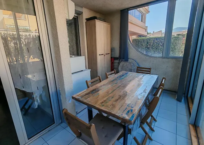 Moderne 2 Chambres, Proche Et Parking Privatif - Fr-1-732-104 Casa de Férias *