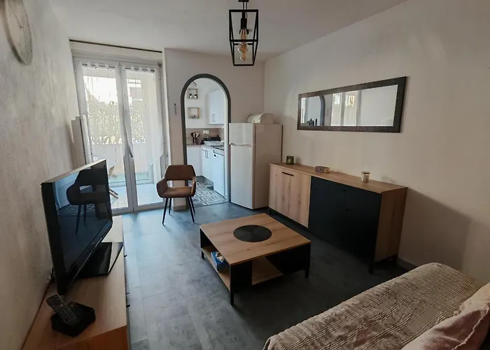 Moderne 2 Chambres, Proche Et Parking Privatif - Fr-1-732-104 Casa de Férias *